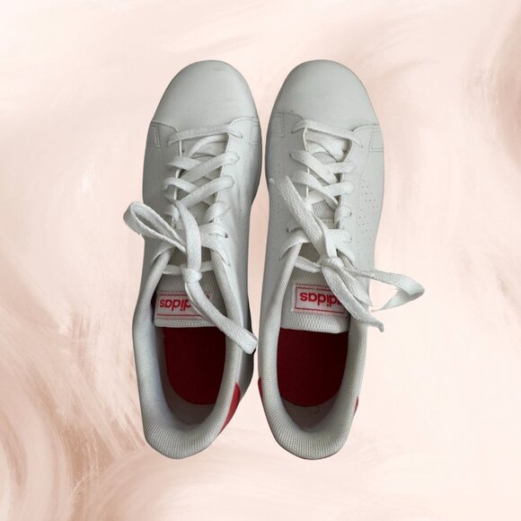 White Adidas Advantage Sneakers with Pink Accents (US 8.5) - Picture 7 of 8